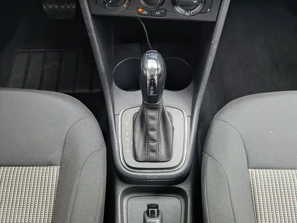 Volkswagen Polo — миниатюра 13
