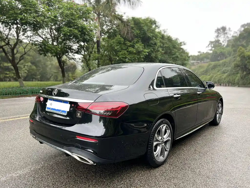 Mercedes-Benz E-Class E 2022 E 300 L Sport Fashion