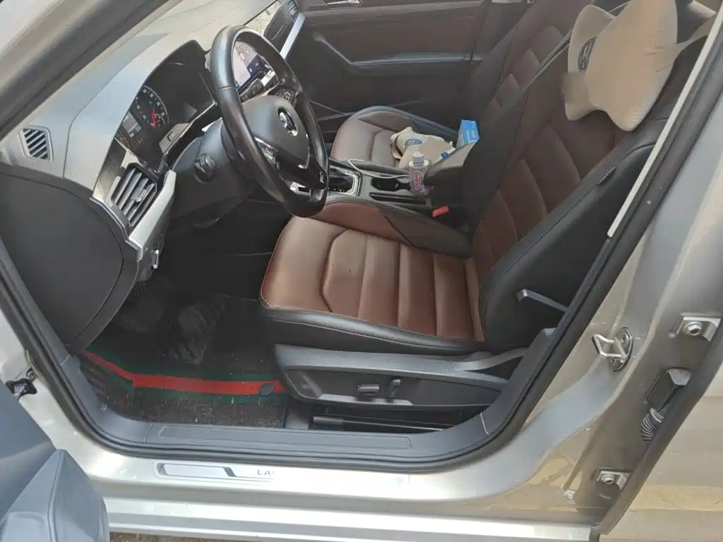 Volkswagen Lavida — миниатюра 8
