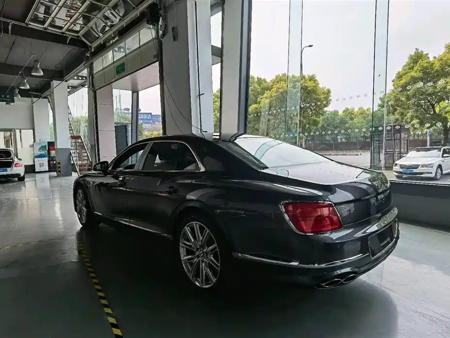 Bentley Flying Spur 2021 4.0T V8 Standard