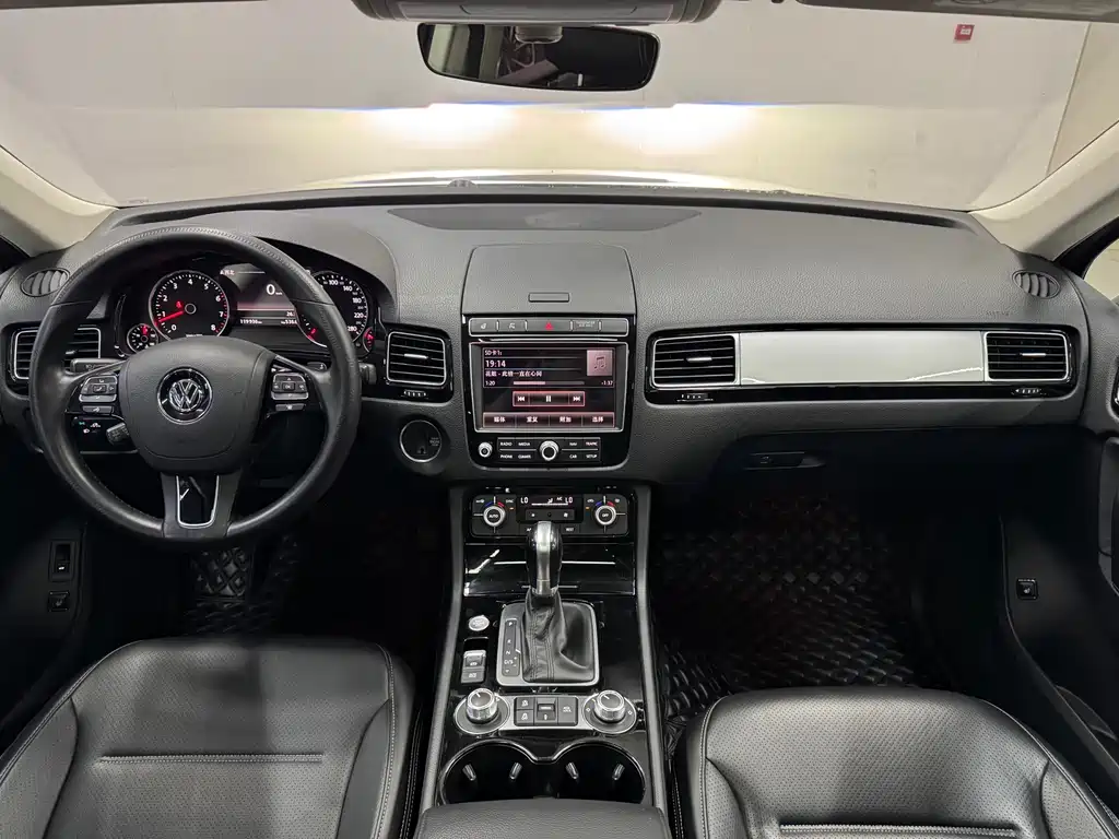 Volkswagen Touareg — миниатюра 9