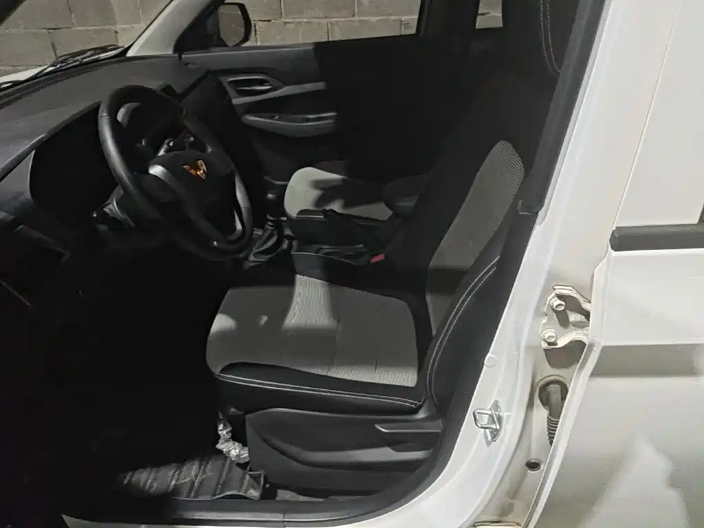Wuling Hongguang — миниатюра 19