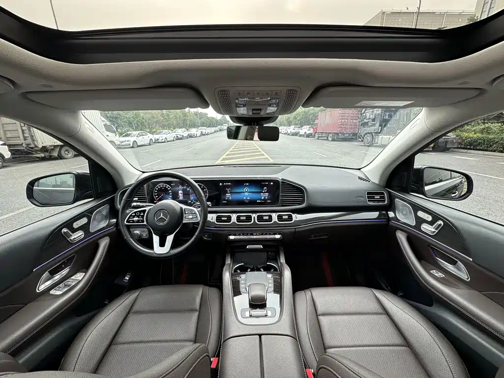 Mercedes-Benz GLE (Import) — миниатюра 5