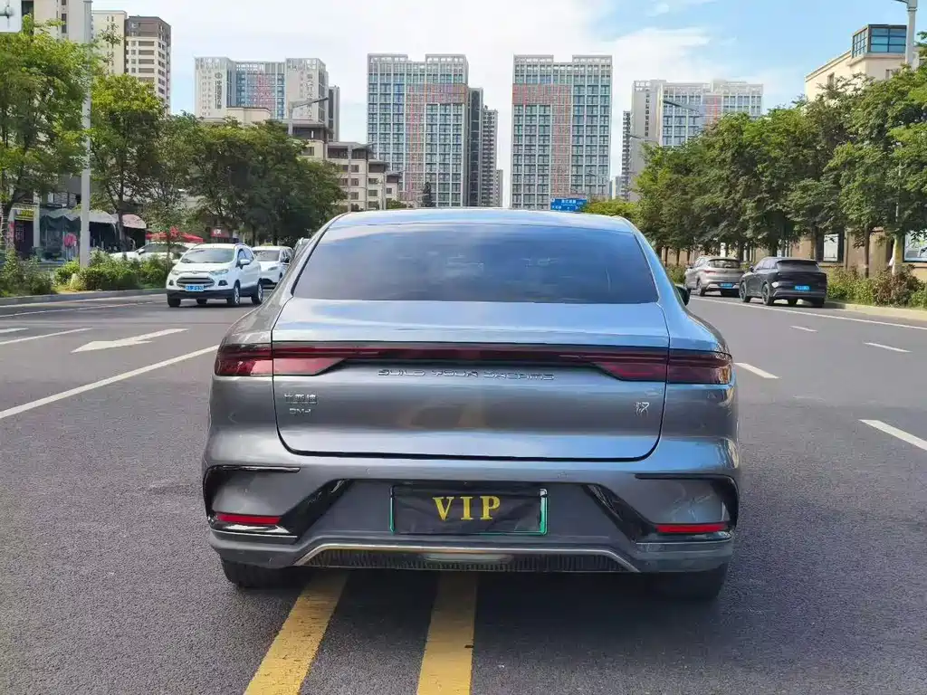 BYD Han 2024 DM-i 121KM Premium