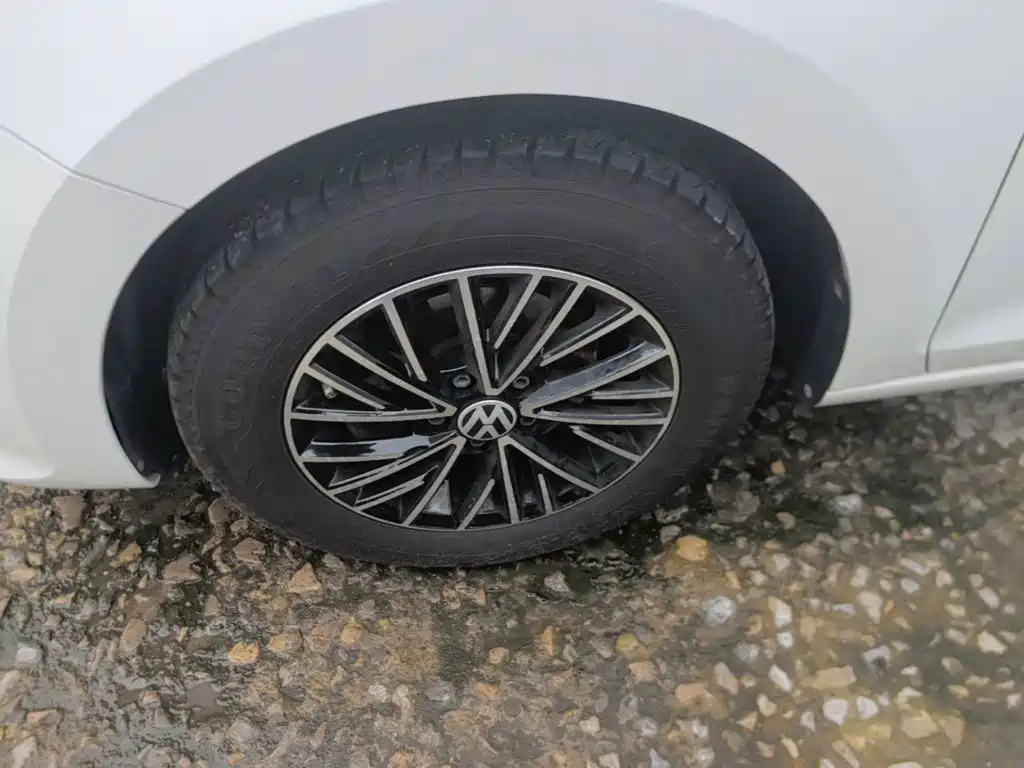 Volkswagen Santana — миниатюра 23