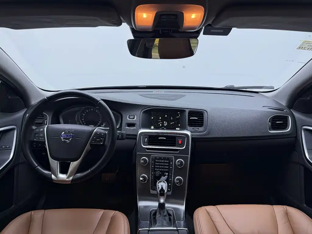 Volvo S60 — миниатюра 7