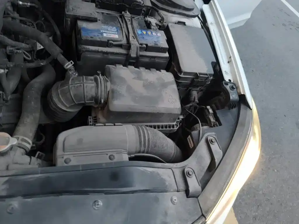Hyundai Elantra — миниатюра 24