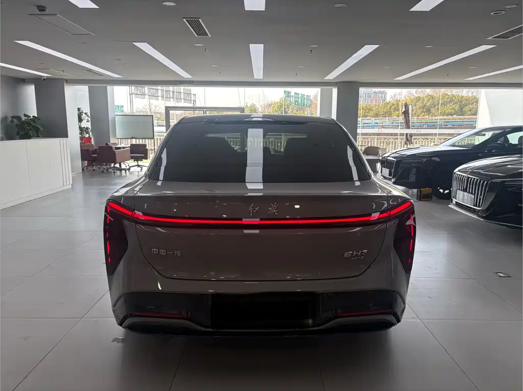 Hongqi HONGQI EH7