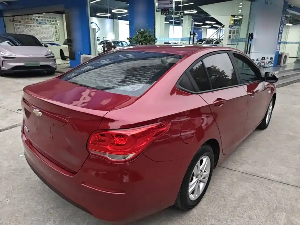 Chevrolet Cavalier — миниатюра 7