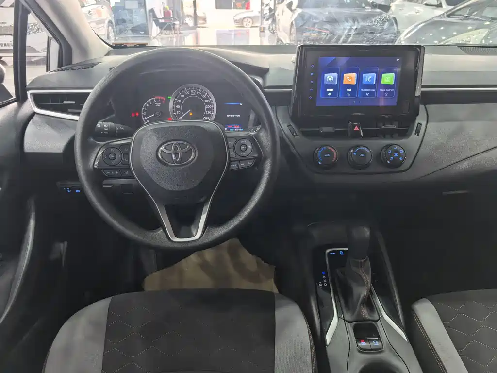 Toyota Corolla — миниатюра 12