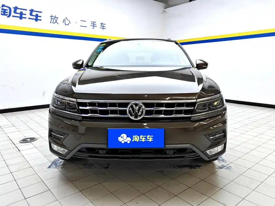 Volkswagen Tiguan L — миниатюра 2
