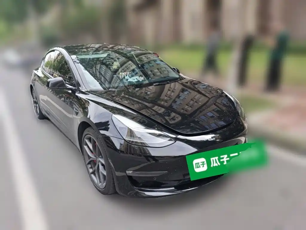 Tesla Model 3 — миниатюра 24