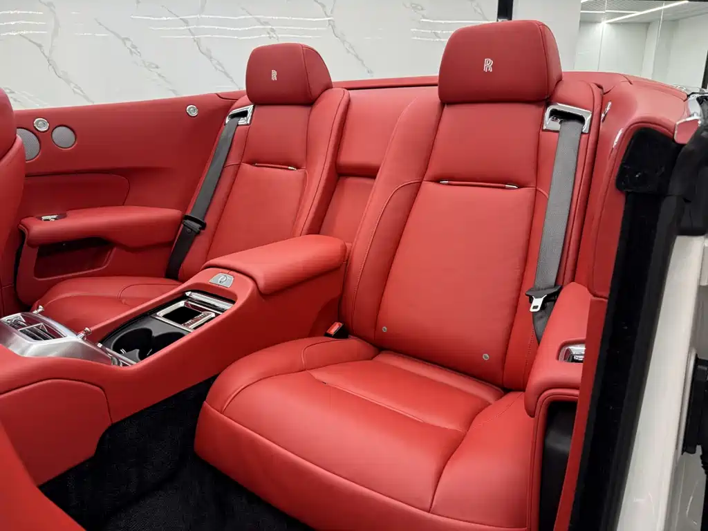 Rolls-Royce Dawn 2015 6.6T