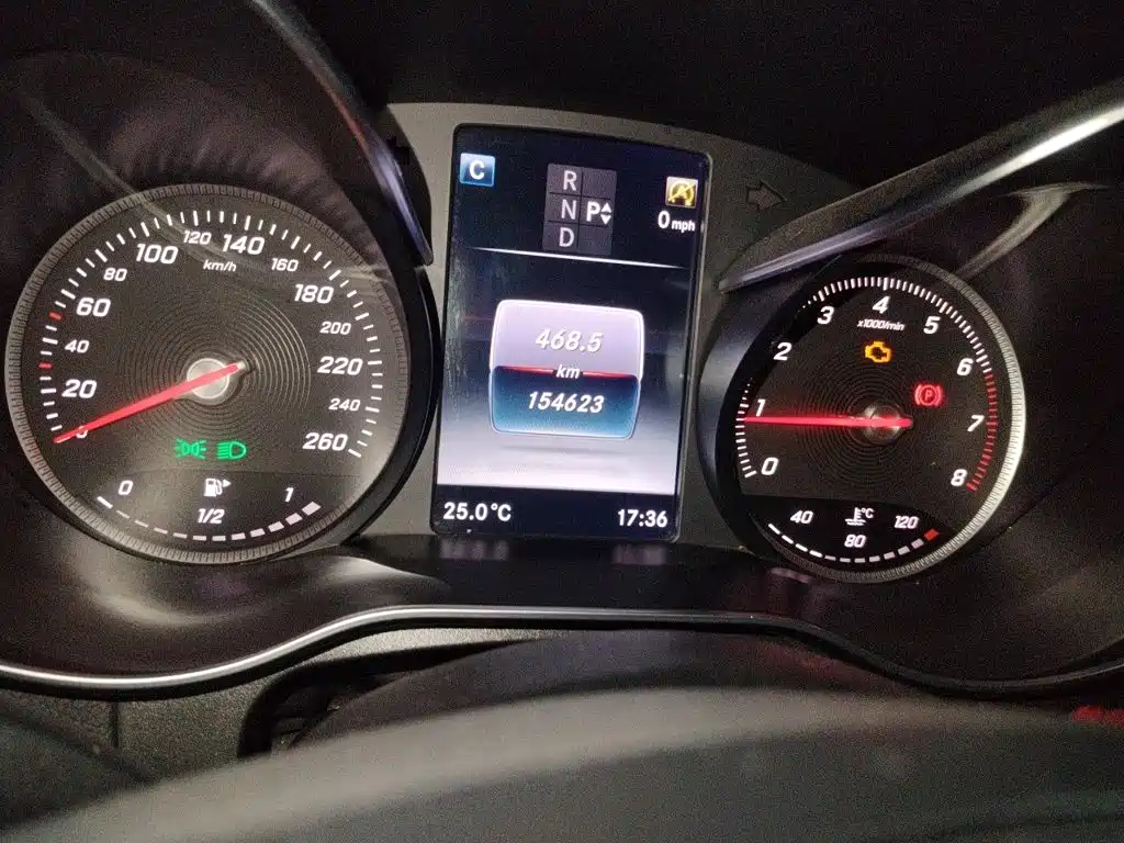Mercedes-Benz GLC 2016 GLC 260 4MATIC Luxury
