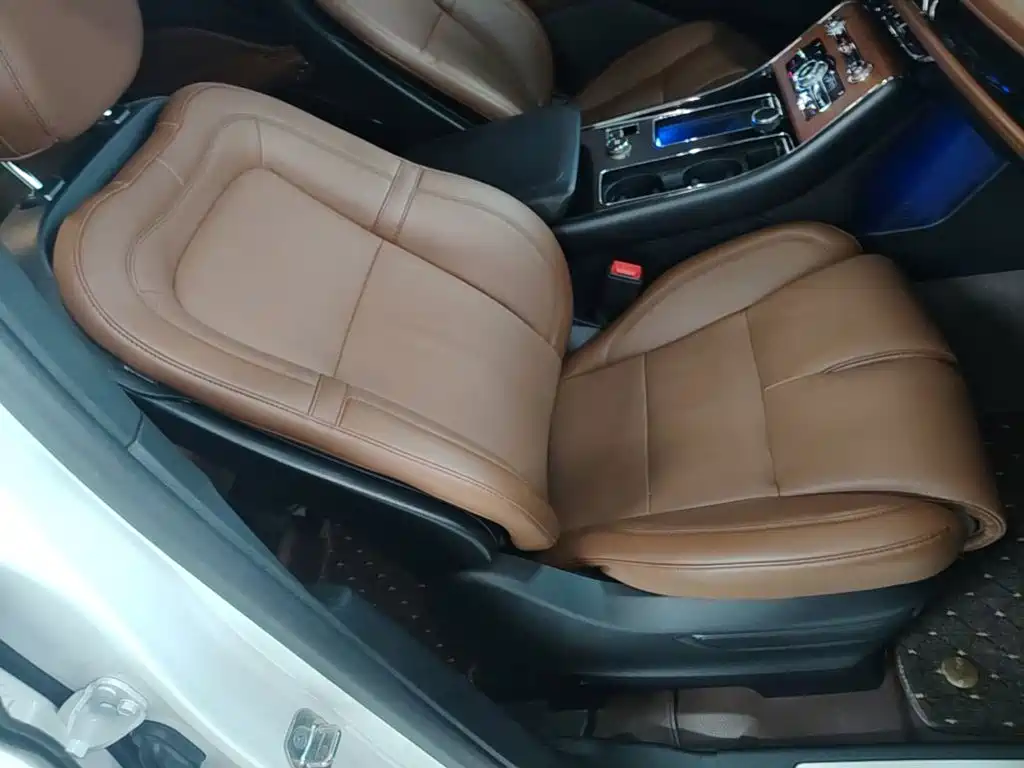 Lincoln Aviator — миниатюра 25