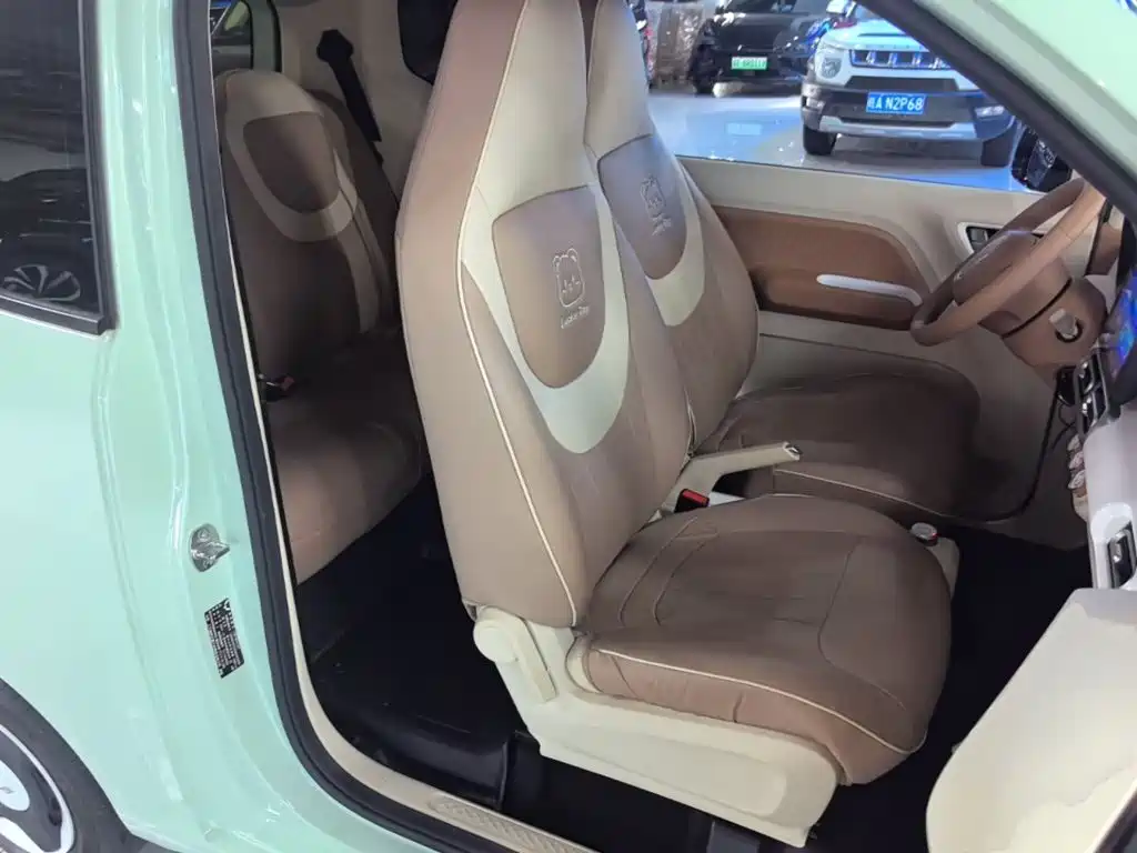 Wuling MINIEV — миниатюра 25