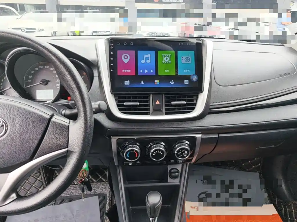 Toyota Yaris L — миниатюра 13