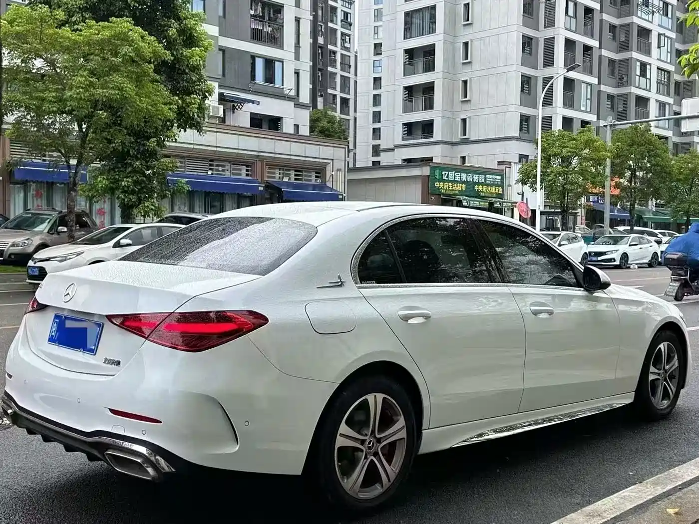 Mercedes-Benz C-Class