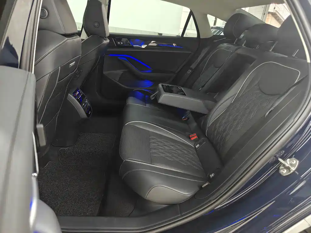 Volkswagen Magotan — миниатюра 13