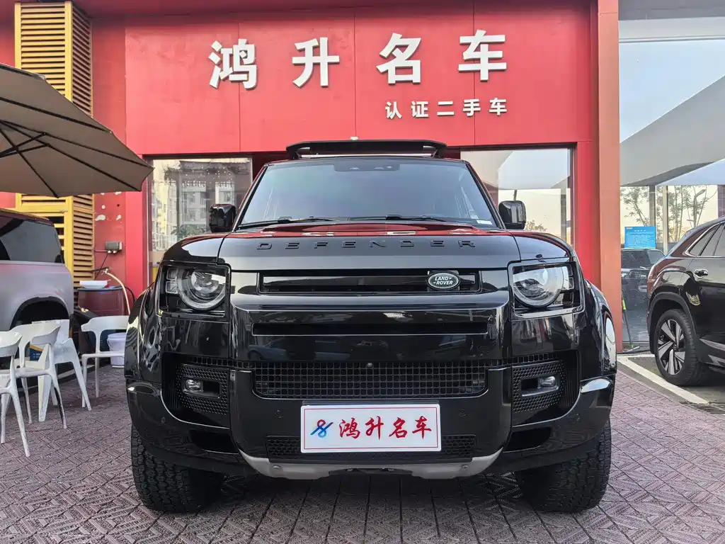 LAND ROVER DEFENDER