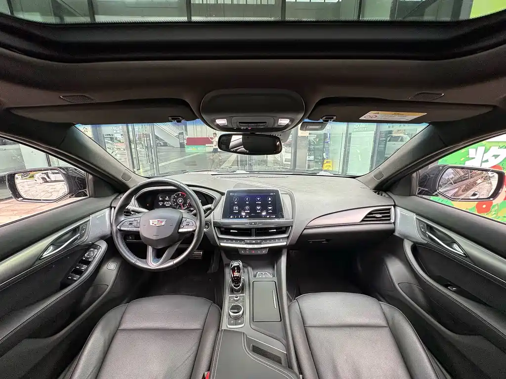 Cadillac CT5 — миниатюра 9