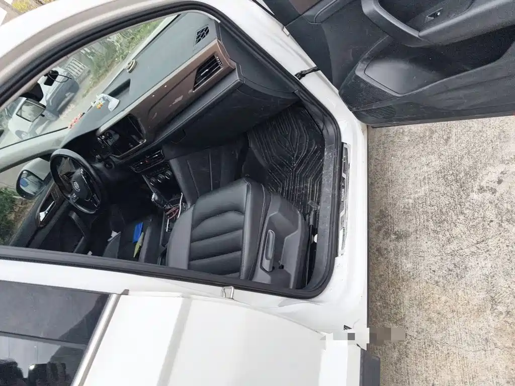 Volkswagen Tharu — миниатюра 18