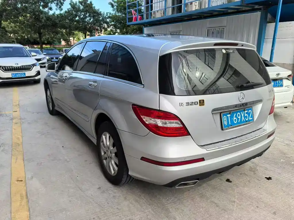 MERCEDES-BENZ R CLASS