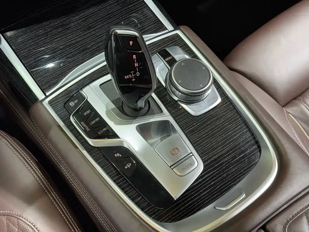 BMW 7 Series 7 2019 740Li Lead M Sport