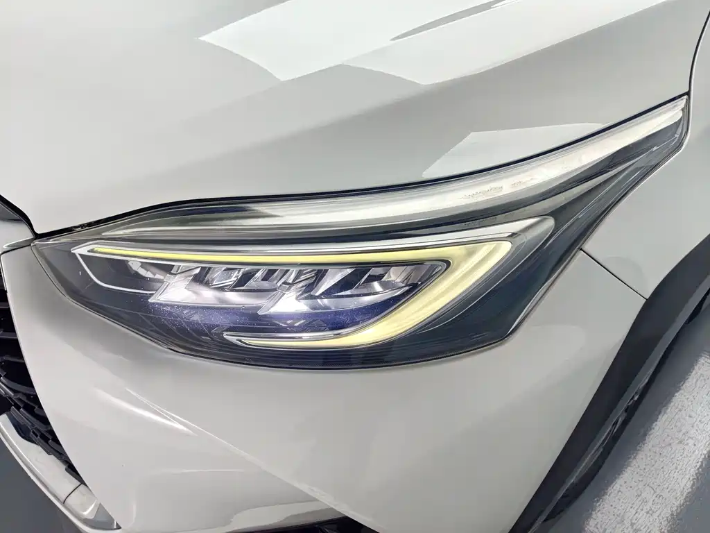 Toyota Yaris L — миниатюра 9