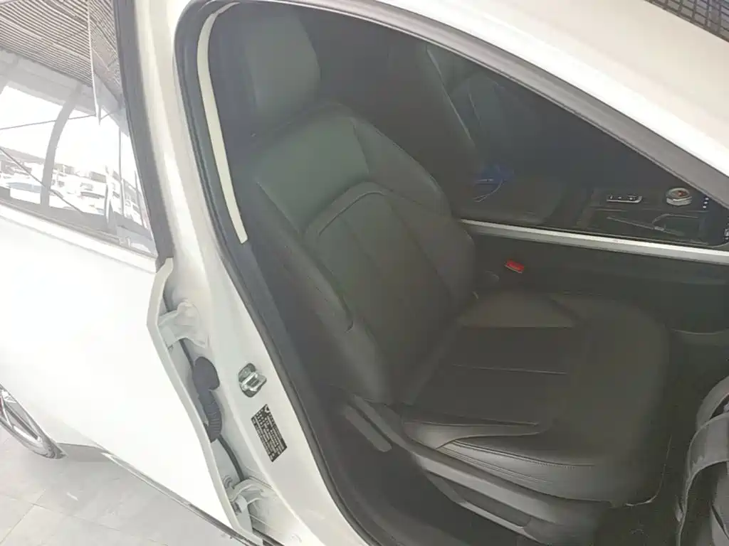 Wuling Xingguang — миниатюра 25