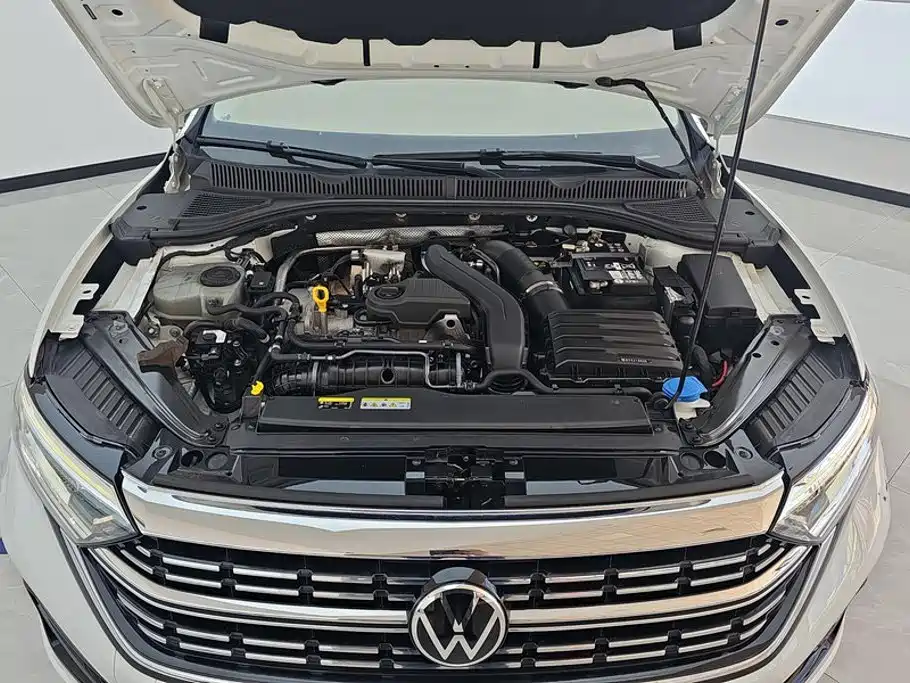 Volkswagen Sagitar — миниатюра 10