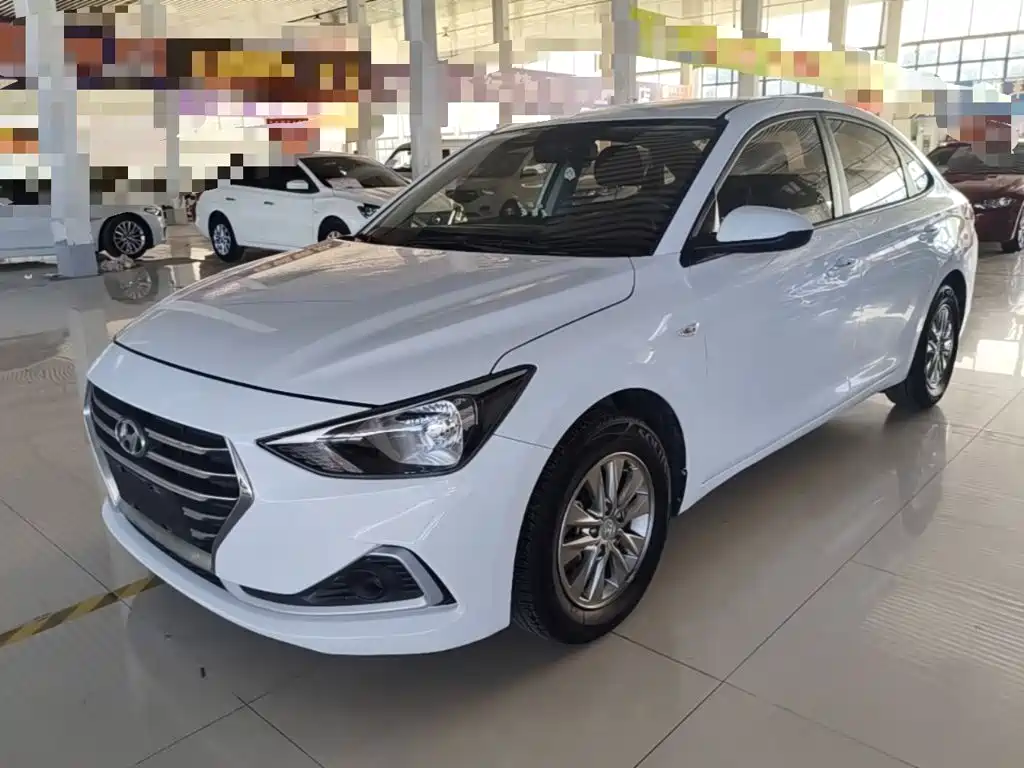 Hyundai Elantra — миниатюра 2
