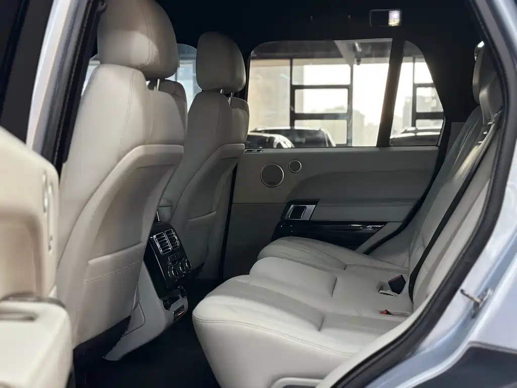 Land Rover Range Rover 2014 3.0T