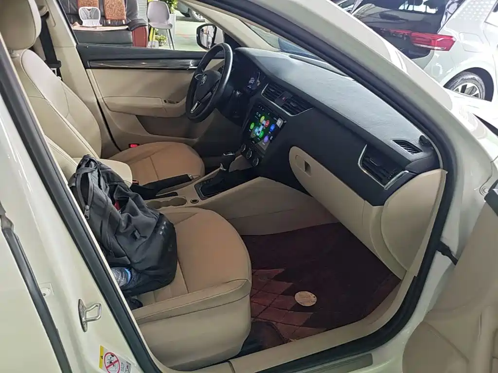 Skoda Octavia — миниатюра 25