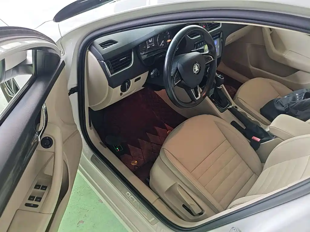 Skoda Octavia — миниатюра 16