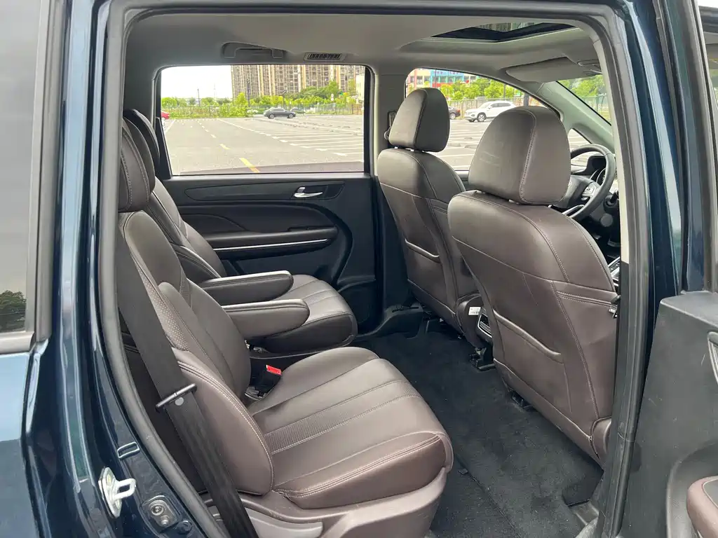 GAC Motor Trumpchi M6 — миниатюра 10