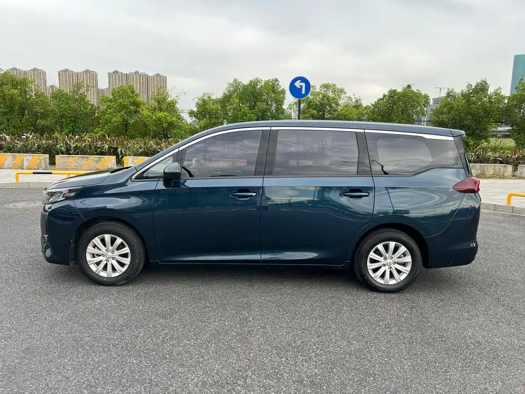 GAC Motor Trumpchi M6 — миниатюра 4