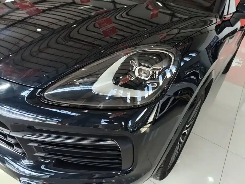Porsche Cayenne — миниатюра 24