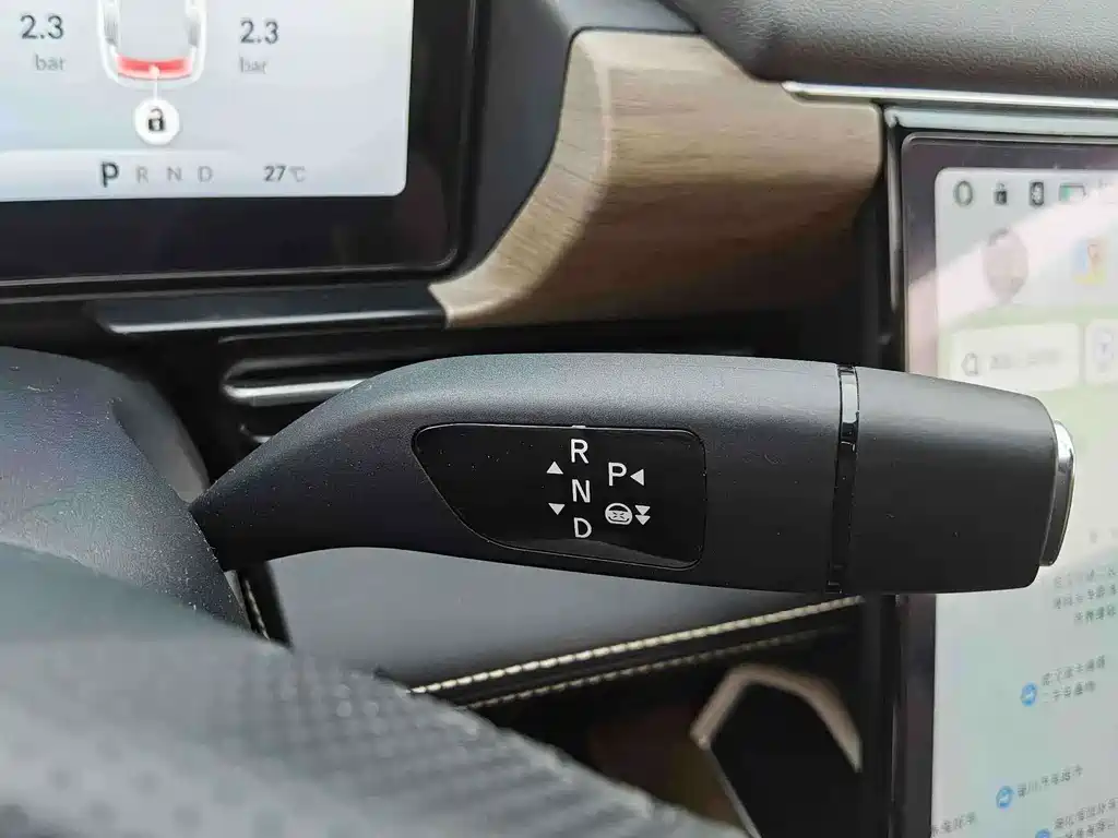 XPeng P5 — миниатюра 10