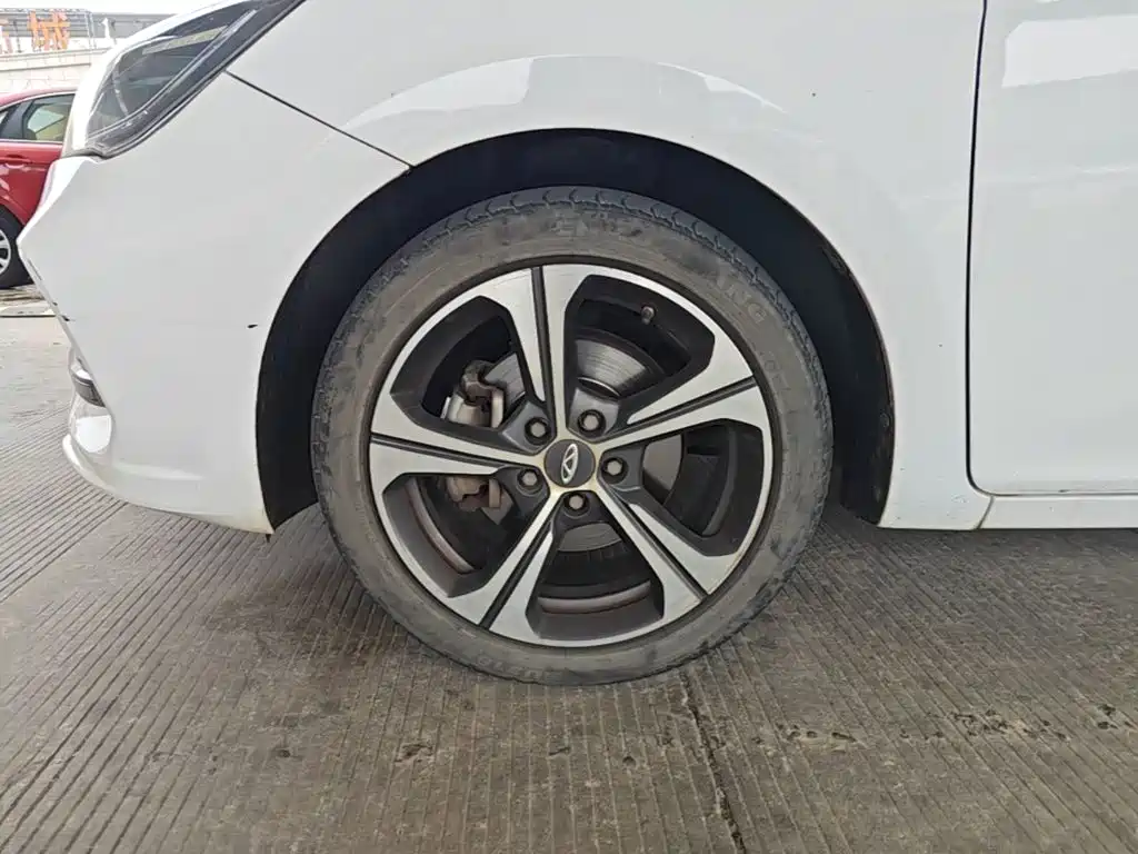 Chery Arrizo 5 — миниатюра 23