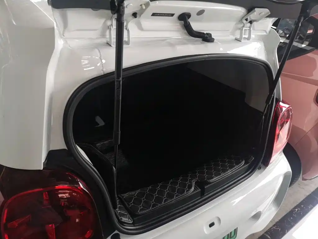 Roewe Clever — миниатюра 19