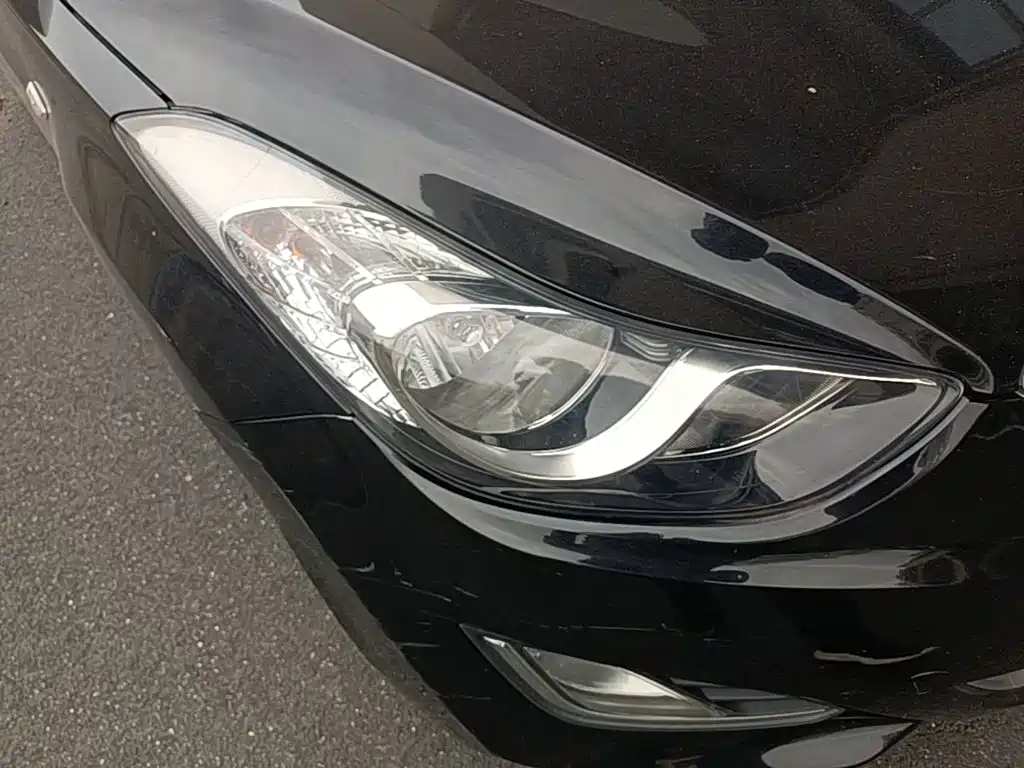 Hyundai Elantra Langdong — миниатюра 11