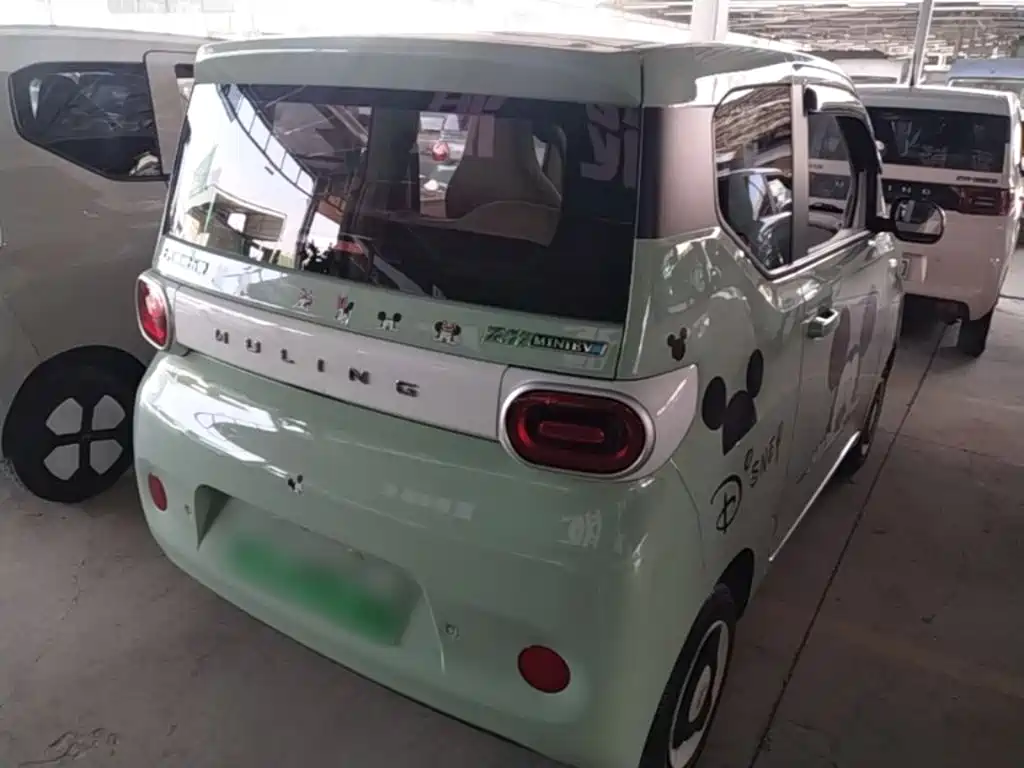 Wuling MINIEV — миниатюра 7