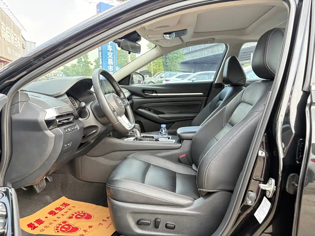 Nissan Teana — миниатюра 7