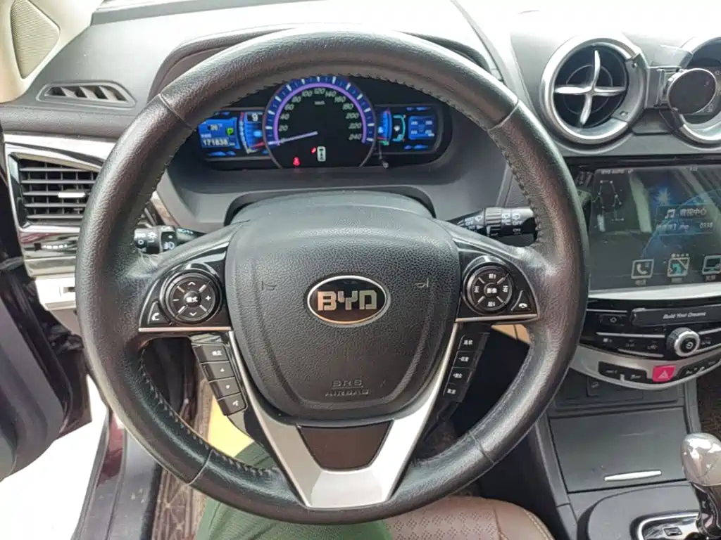 BYD S7 — миниатюра 11