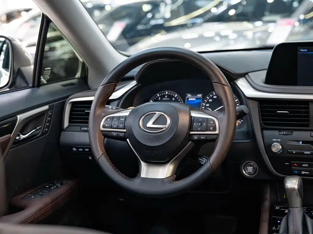 Lexus RX — миниатюра 14