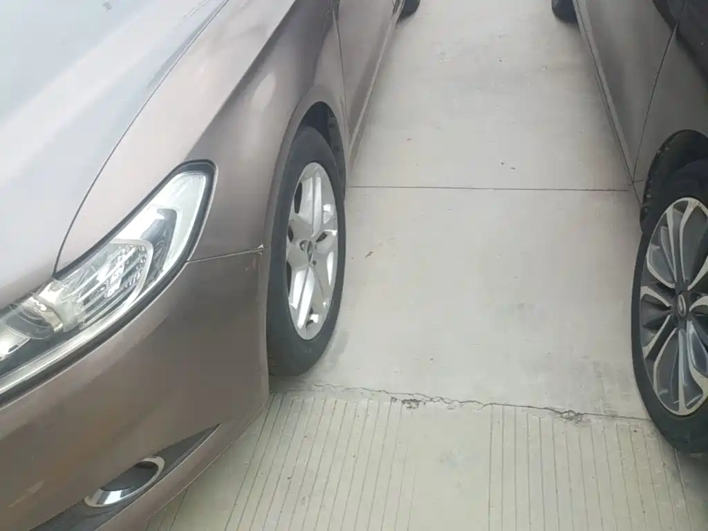 Ford Mondeo — миниатюра 23