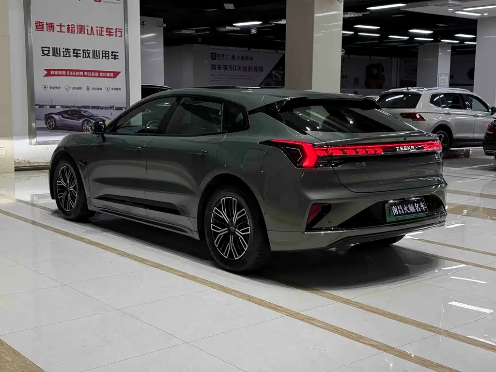 ZEEKR EXTREME KRYPTON 001