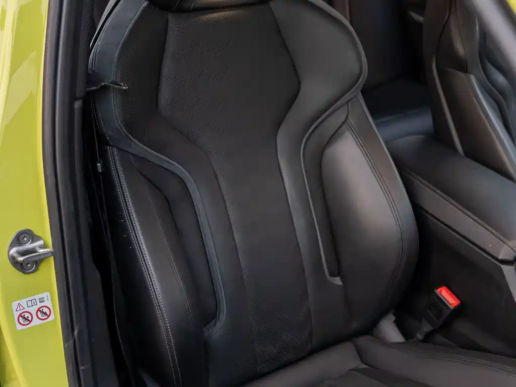 BMW M3 — миниатюра 8