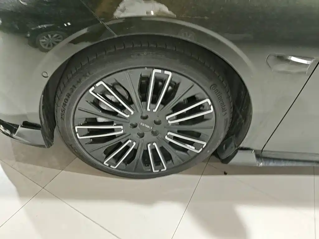 Lynk & Co 10 — миниатюра 23